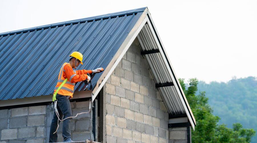 Expert Emergency Roof Repairs services in Augusta, OH
